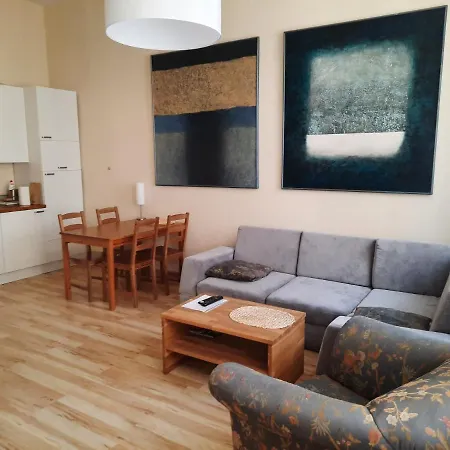 Good Night In - Aries * Wrocław