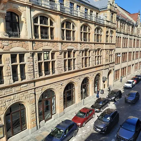 Good Night In - Aries * Wrocław