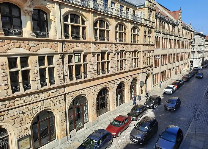 Good Night In - Aries * Wrocław