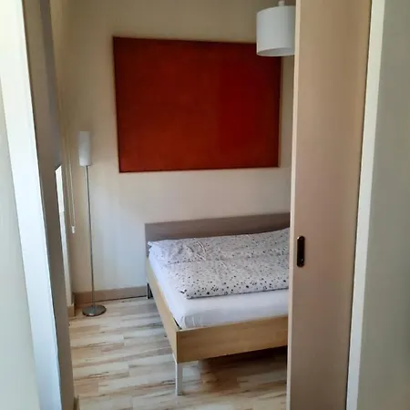 Apartment Good Night In - Aries *