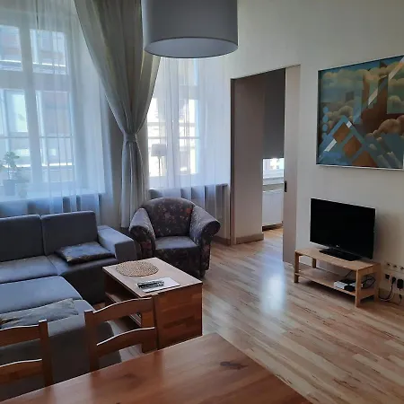 Good Night In - Aries Apartament *