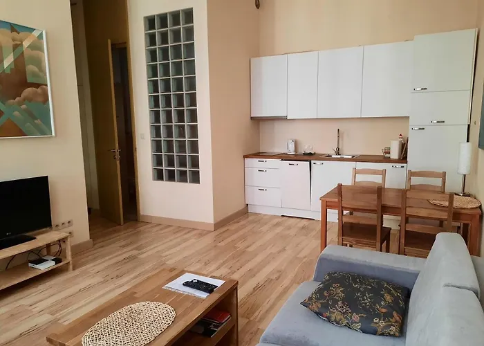 Good Night In - Aries Wroclaw