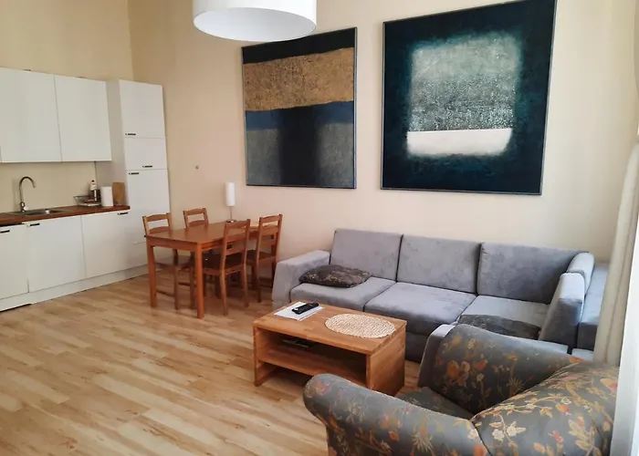 Good Night In - Aries * Wroclaw